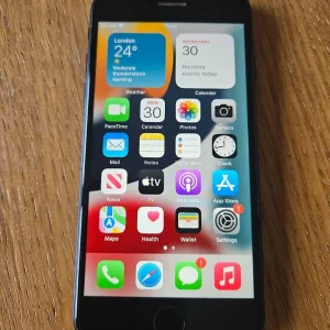 Iphone 7 32GB Unlocked Black - Image 2
