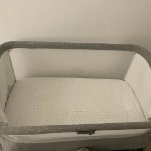 Mamas & Papas Lua Bedside Crib - Image 2