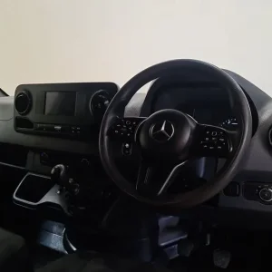 MERCEDES-BENZ SPRINTER 2.1 314 CDI P/V L2 H2 RWD 143 BHP MWB DIESEL - Image 5