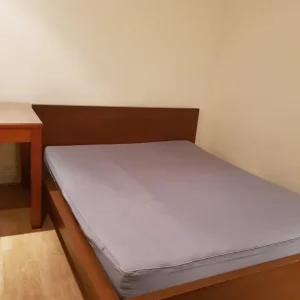 Self-contained studio for a couple or single professional - Image 3