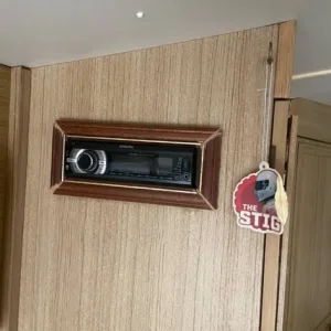 Crown caravan - Image 7