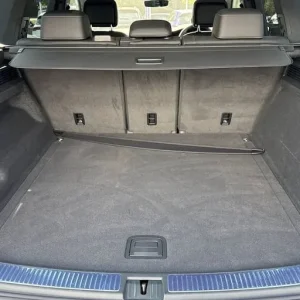 2025 Volkswagen Touareg 3.0 V6 TDI 4Motion 286 Black Edition - Image 7
