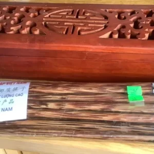 Carved Rosewood Box with 10 Pairs of New Chopsticks - Image 2