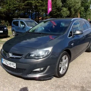 Vauxhall Astra 2.0 CDTi 16V ecoFLEX SRi 5dr Diesel - Image 3