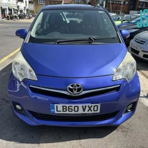 2011 Toyota Verso 1.33 Dual VVT-i T Spirit MPV 5-door petrol manual - Image 4