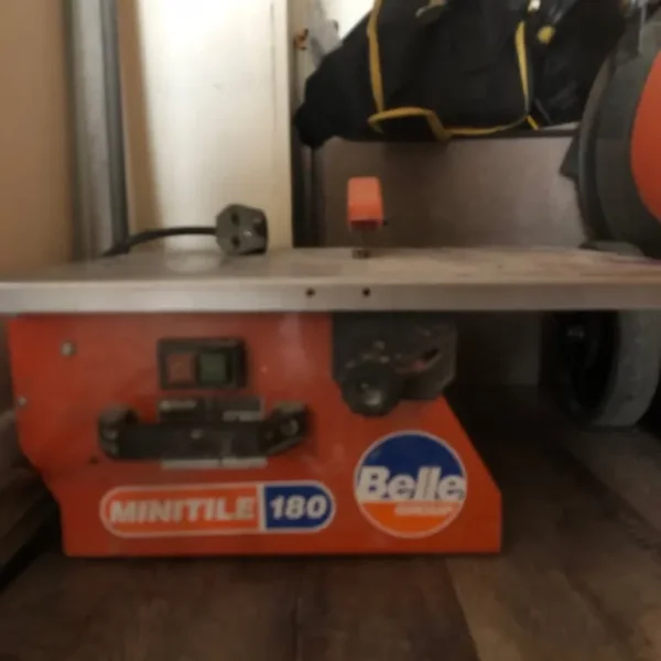 BELLE Tile cutter