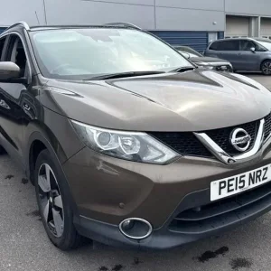 2015 Nissan Qashqai 1.2 DIG-T n-tec+ SUV