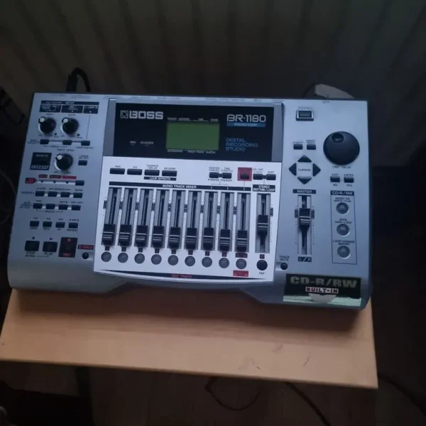 Boss BR-1180 Home recording studio