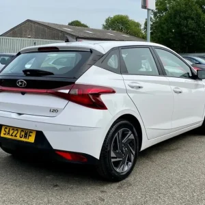 2022 Hyundai i20 MHEV SE Connect Hatchback - Image 3