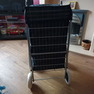 LARGE SQUARE NEW SHOPPING TROLLY - Image 2