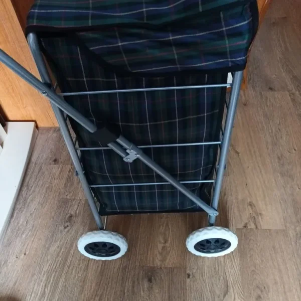 LARGE SQUARE NEW SHOPPING TROLLY