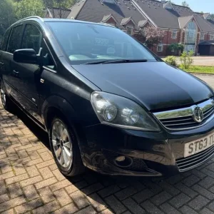 2013 Vauxhall Zafira 1.8 16V Design MPV 5-door Petrol Manual - Image 5