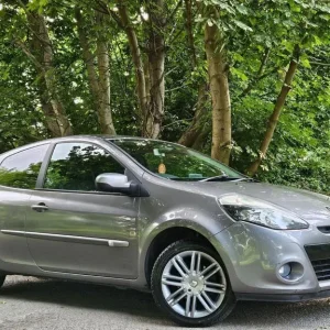 2012 Renault Clio 1.2 Dynamique TomTom Euro 5 3dr HATCHBACK Petrol Manual