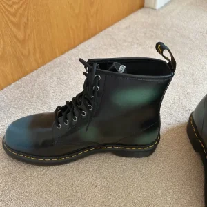 Gents Doc Marten boots - Image 3