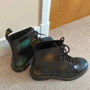 Gents Doc Marten boots - Image 5