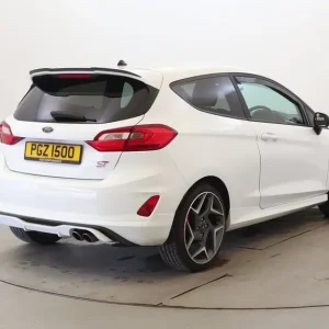 2019 Ford Fiesta ST2 Performance Pack 3dr Hatchback with Navigation - Image 5