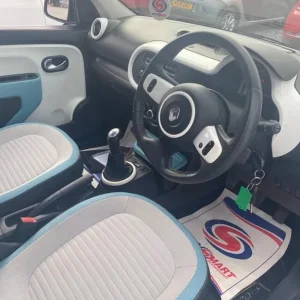 2016 Renault Twingo 1.0 SCE The Colour Run 5-door hatchback petrol manual - Image 7