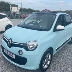 2016 Renault Twingo 1.0 SCE The Colour Run 5-door hatchback petrol manual