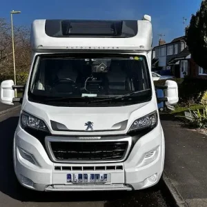 Peugeot Auto-Sleeper Broadway Ek 2021 2200cc - Image 2