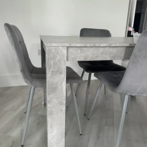 Table with 4 chairs - Image 4