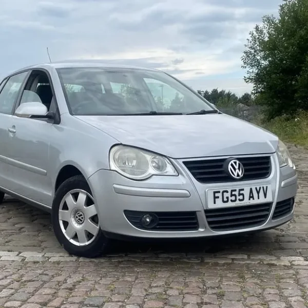 Volkswagen Polo 2005 Manual 5-door Hatchback