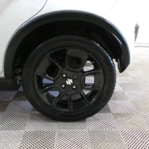 2019 Suzuki Ignis 1.2 Dualjet 5-door hatchback manual - Image 4