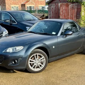 2013 Mazda MX-5 1.8i SE Roadster Convertible