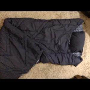 Blacks quality padded sleeping bag - Image 5