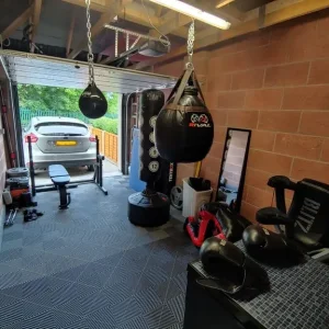 Training partner for boxing, Muay Thai, and self defence