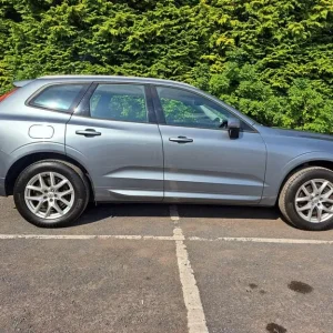 2017 Volvo XC60 2.0 T5 Momentum AWD Estate - Image 7
