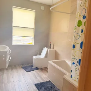 Two Double Rooms – Garden Access, Clive Road - Image 2