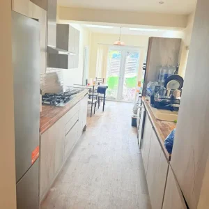 Two Double Rooms – Garden Access, Clive Road - Image 6