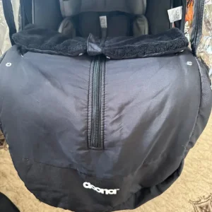 Doona Nitro Black stroller - Image 2