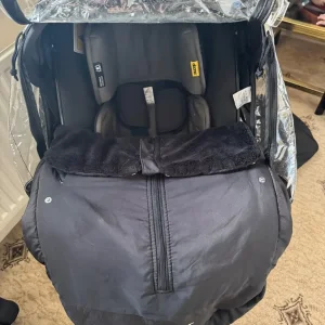 Doona Nitro Black stroller - Image 3