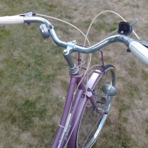 Raleigh ladies bicycle - Image 3