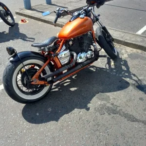 1998 Yamaha XVS 649 Bobber - Image 7