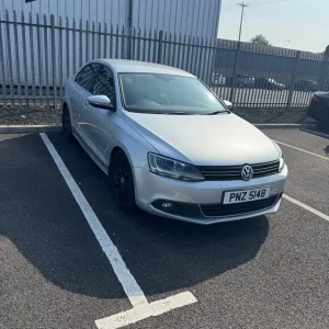 2011 VW Jetta 2.0TDI - Image 2