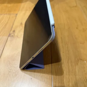 iPad Pro 11-inch 128GB (4th gen) with case, pen, and screen protector - Image 4