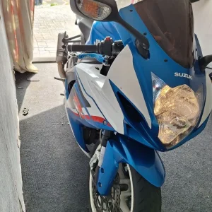 Suzuki GSX-R 599 2011 - Image 6