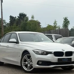 2017 BMW 3 Series 330e Hybrid - Image 3
