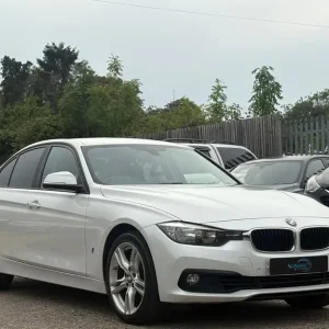 2017 BMW 3 Series 330e Hybrid - Image 7