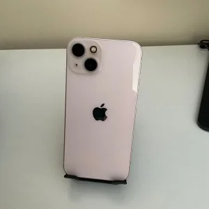 iPhone 13 - Image 7