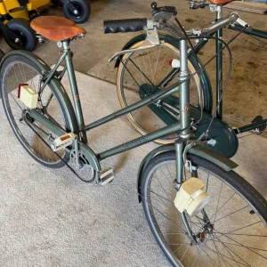 Vintage bicycles Goodwood Revival - Image 2