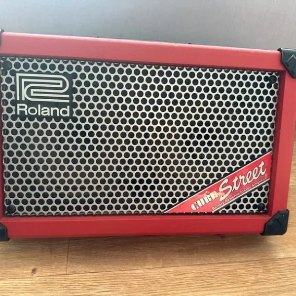 Roland Cube Street Red Stereo Combo