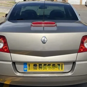 Renault Megane Dynamique S Convertible - Image 5