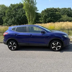 Nissan Qashqai 1.5 DCI N-CONNECTA 5-Door Diesel Manual 2016 - Image 3