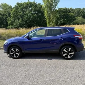 Nissan Qashqai 1.5 DCI N-CONNECTA 5-Door Diesel Manual 2016 - Image 8