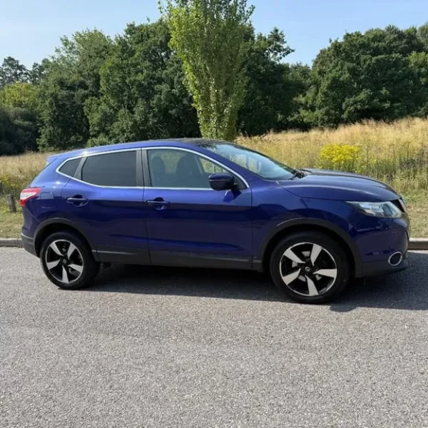 Nissan Qashqai 1.5 DCI N-CONNECTA 5-Door Diesel Manual 2016