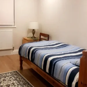 TIDY SINGLE ROOM AVAILABLE NOW IN LIMAVADY, CAUSEWAY COAST AND GLENS DISTRICT - Image 5
