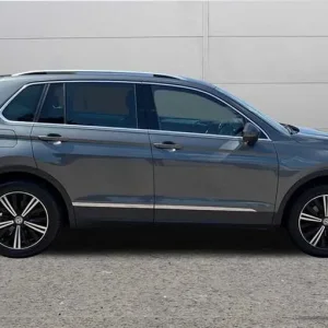 2018 Volkswagen Tiguan 2.0 TDI 150 SE NAV 5DR Estate Diesel Manual - Image 3
